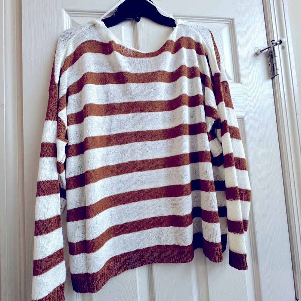 Wishlist light sweater size L